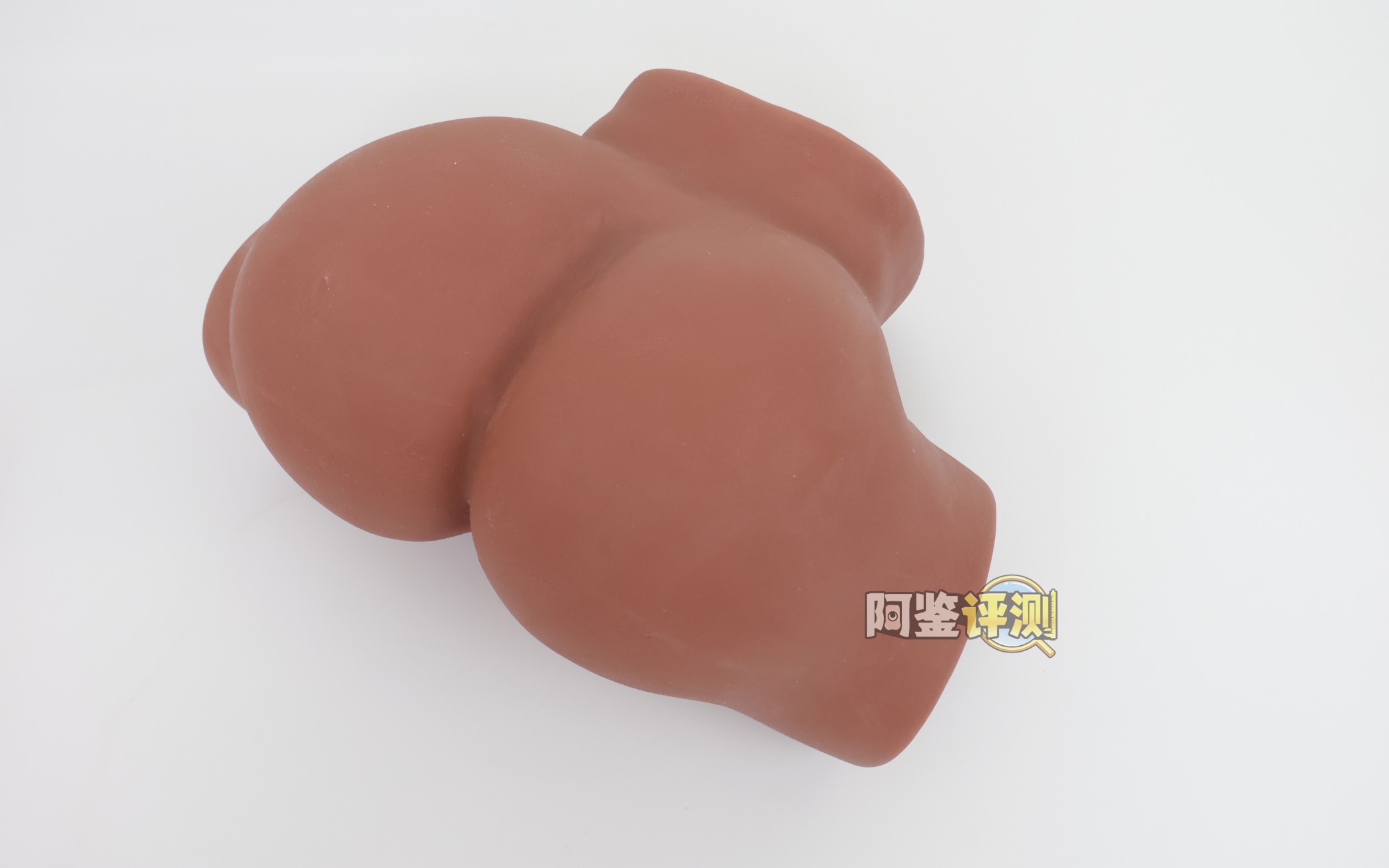 COC——“可可狼姬”评测!褐色黑皮的“成熟型”小屁股倒模,通道的复杂度和姿势兼容性都挺不错