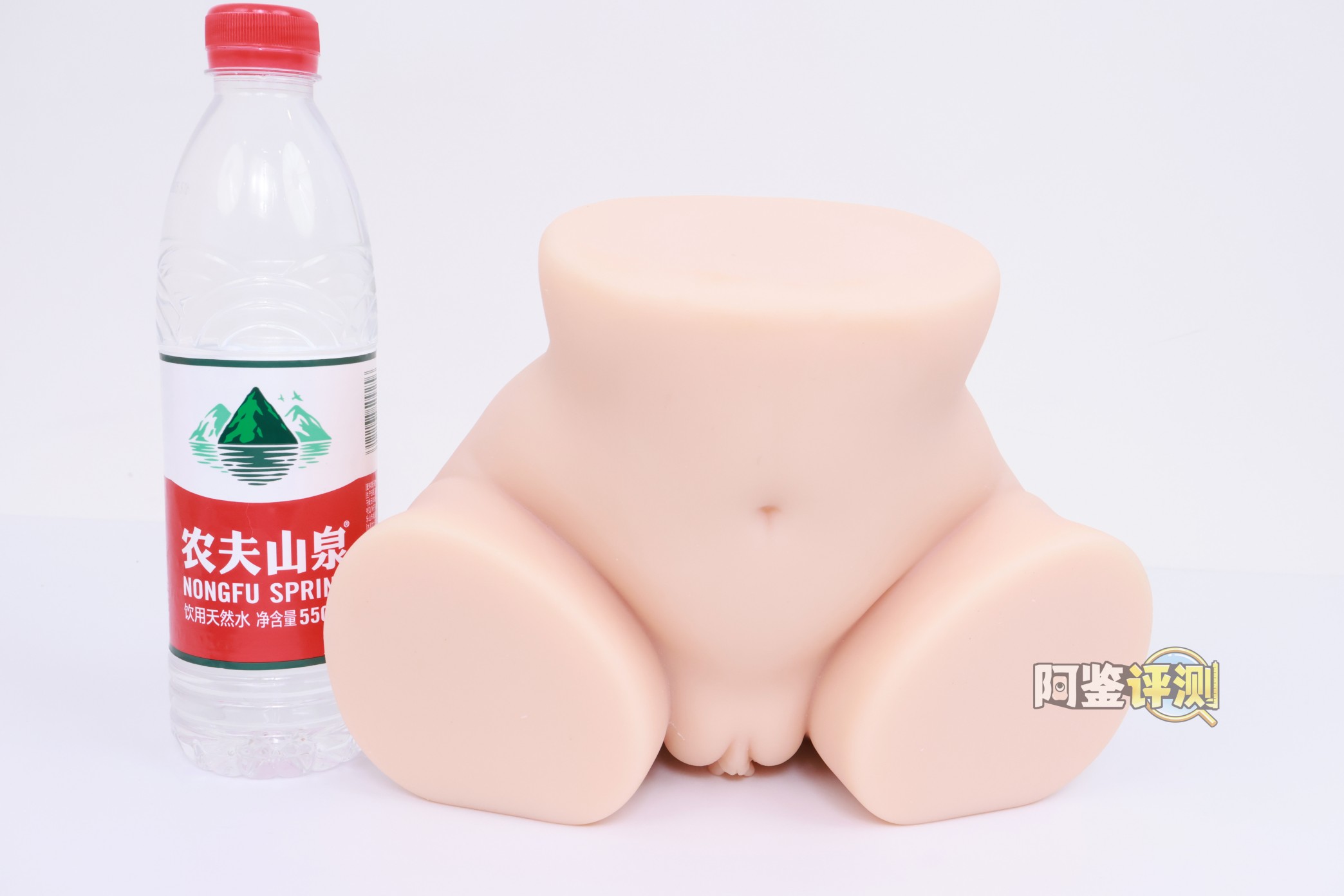 OK——“地雷系彼女”评测！硬度如此高的小臀模，撞起来的感觉像是”以卵击石“.....