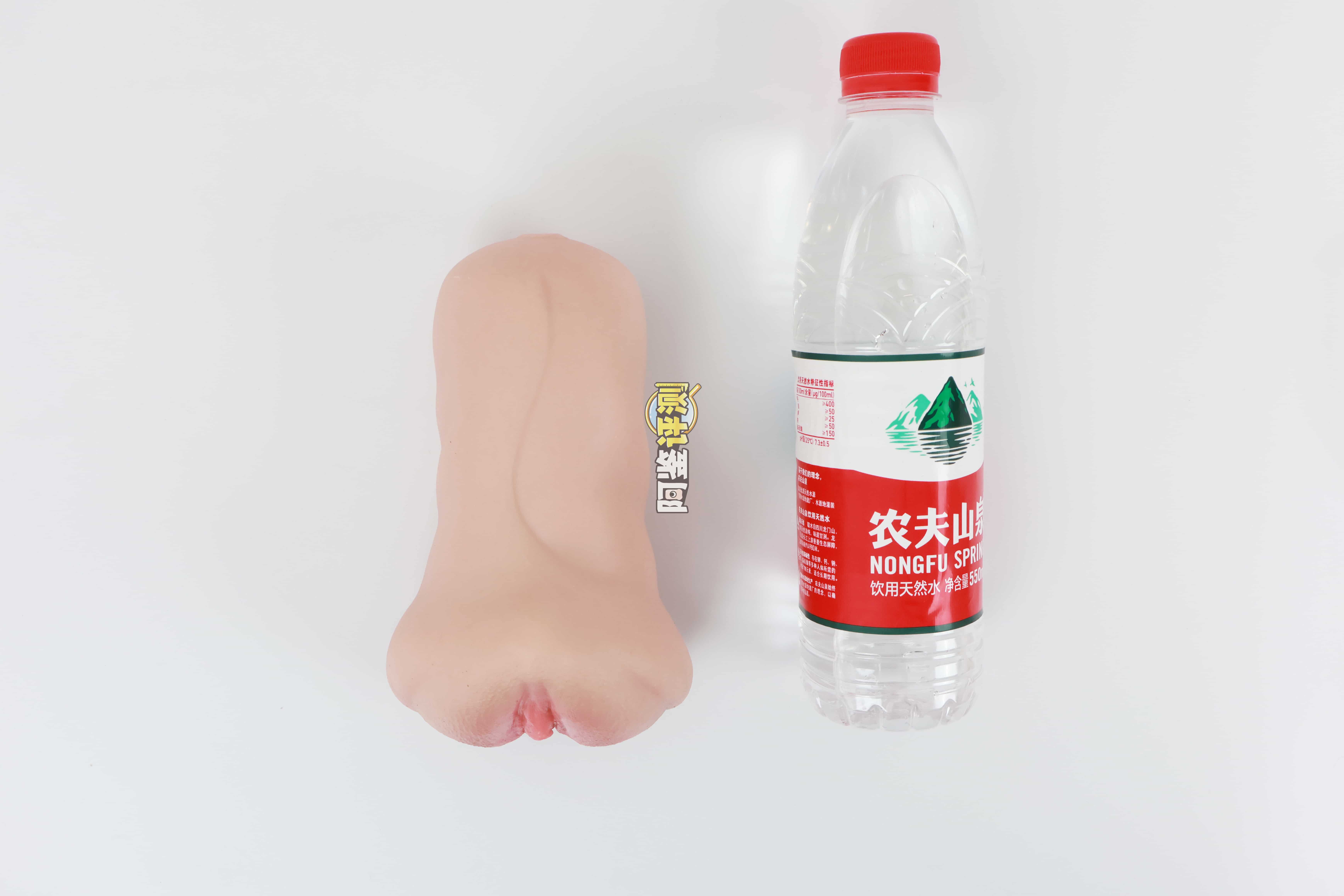 YUU——“极乐蜜壶”评测！使用硅胶材质制作而成的飞机杯，似乎没有我想象中那么难以使用