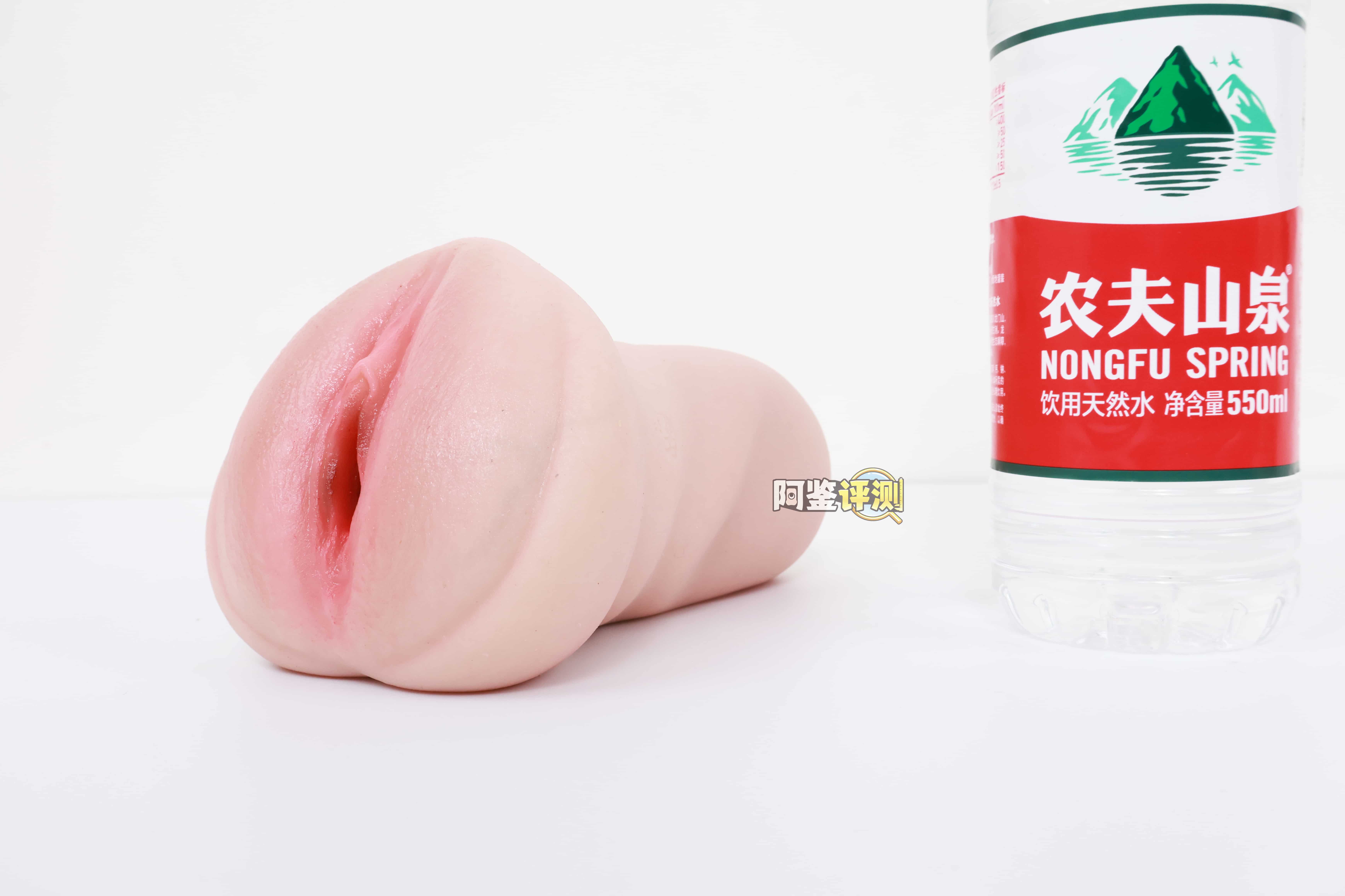 YUU——“极乐蜜壶”评测！使用硅胶材质制作而成的飞机杯，似乎没有我想象中那么难以使用