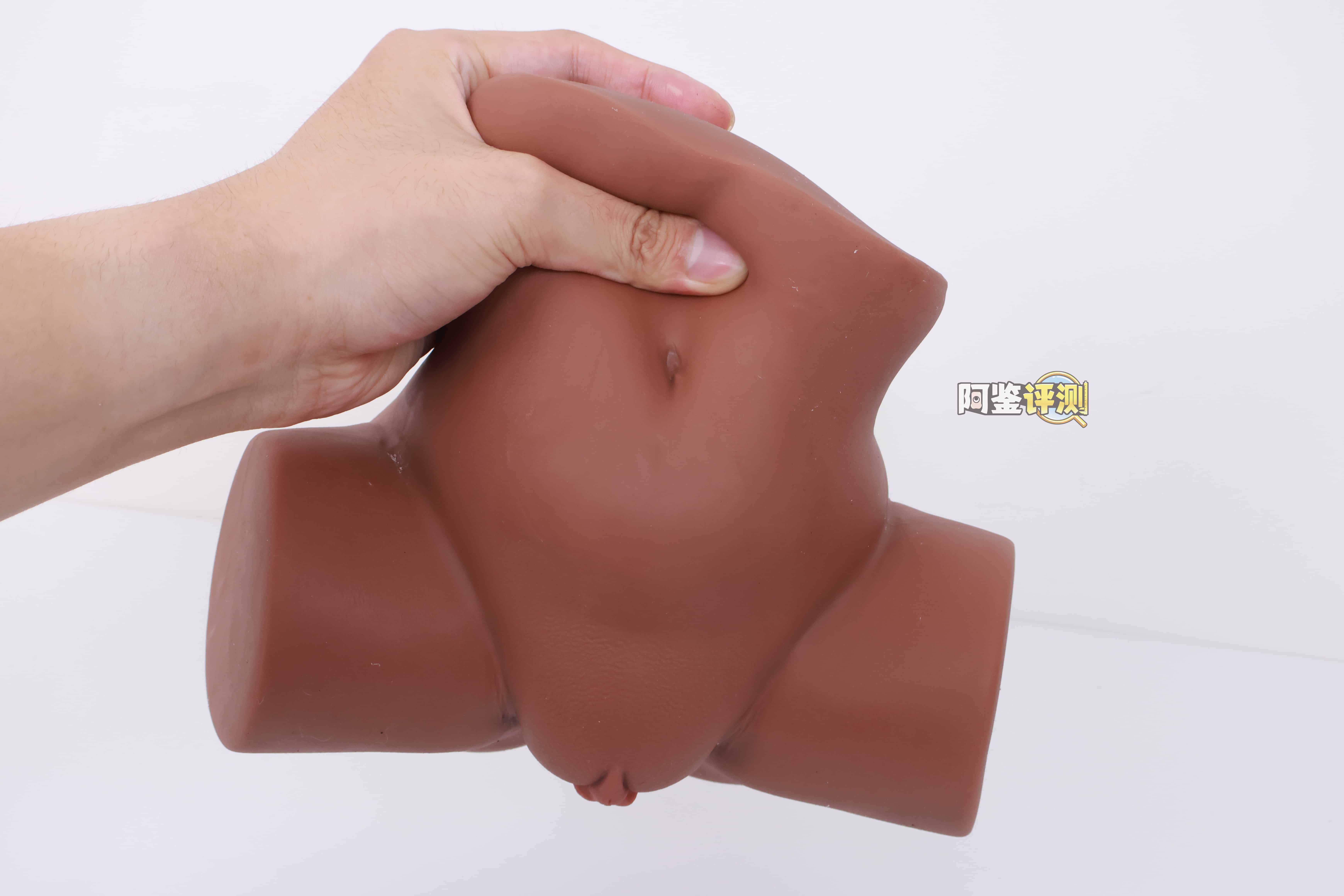 COC——“可可狼姬”评测！褐色黑皮的“成熟型”小屁股倒模，通道的复杂度和姿势兼容性都挺不错