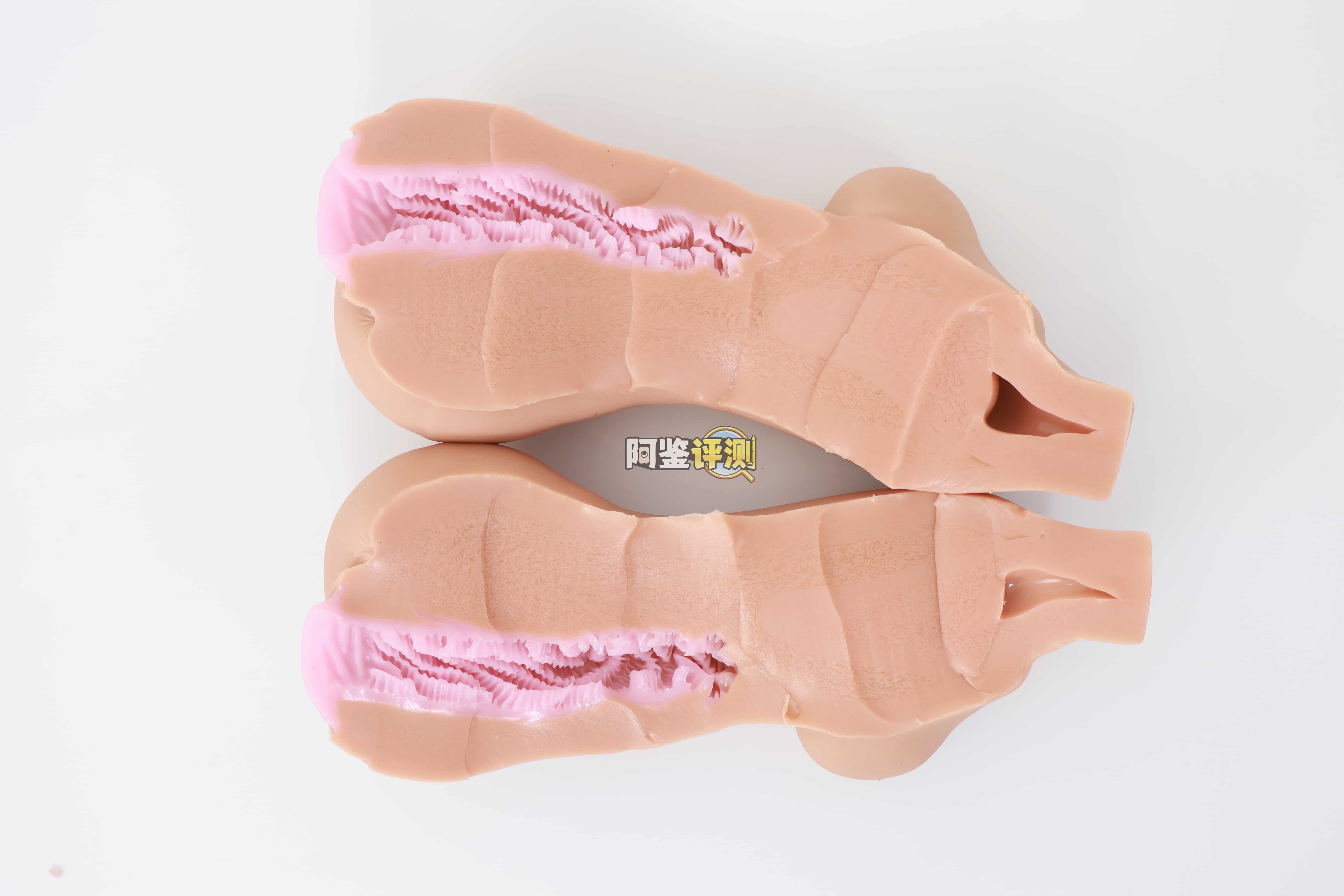 魔眼——“超丰满辣妹”评测!我用过最精致细腻的剐蹭纹理,却被粗糙的外形破坏掉了...