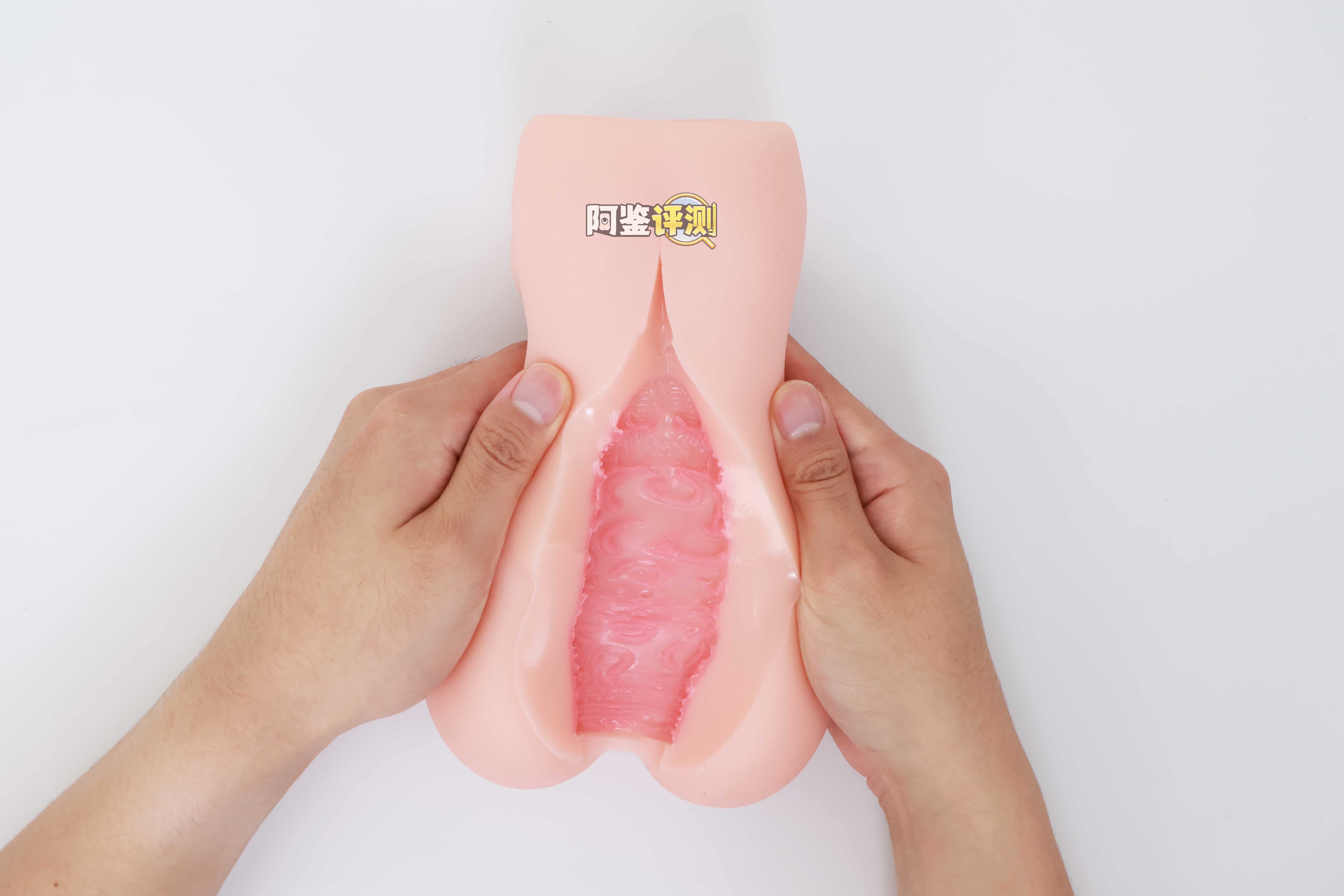 OK——“修女的侍奉”评测!中规中矩的双通道飞机杯,跟我预想得一样风平浪静