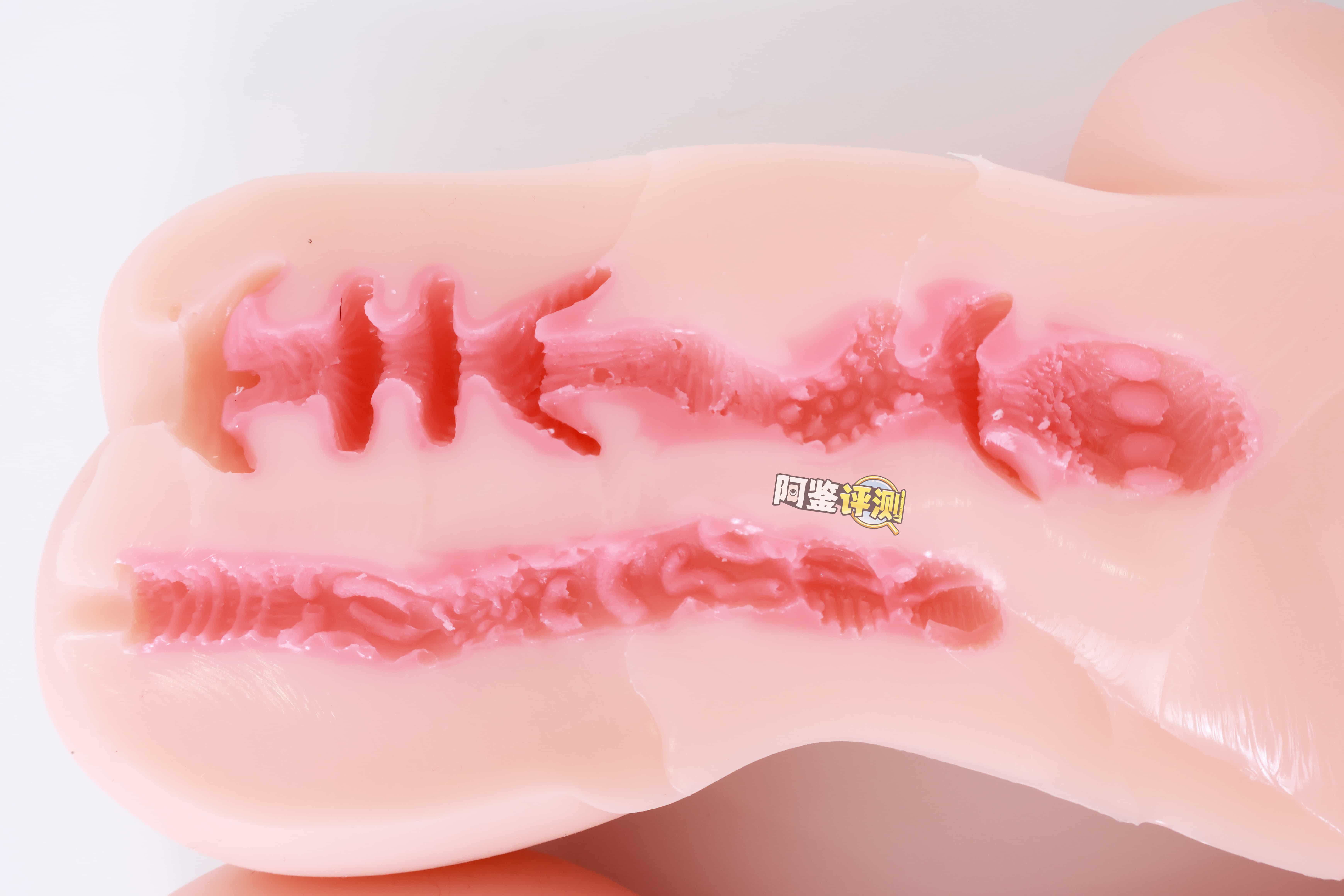 OK——“修女的侍奉”评测!中规中矩的双通道飞机杯,跟我预想得一样风平浪静