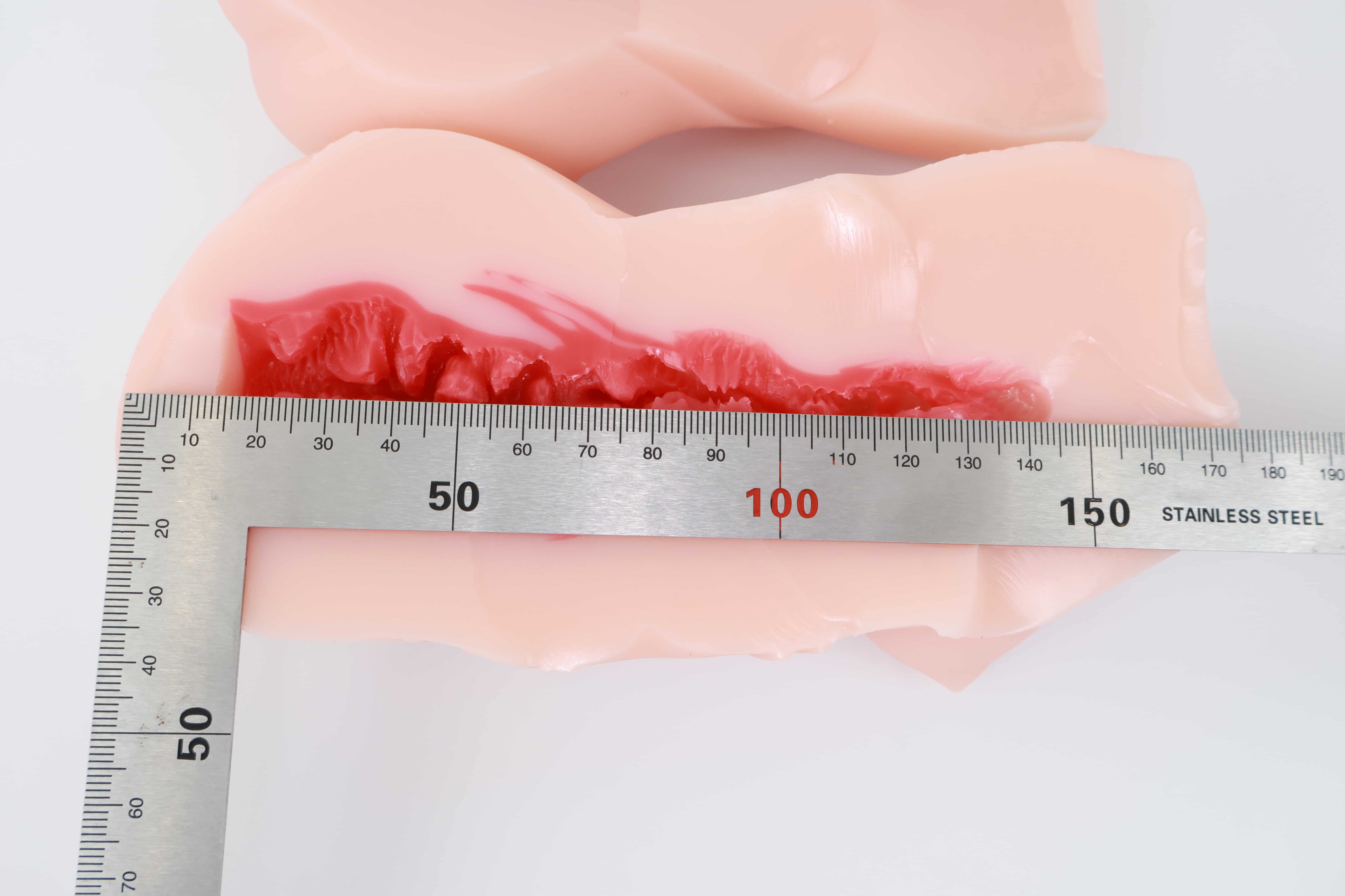 Lovefactor——“欲月之吻”评测！结构复杂充盈的肉感“尖牙”，看似凶险实则温柔~