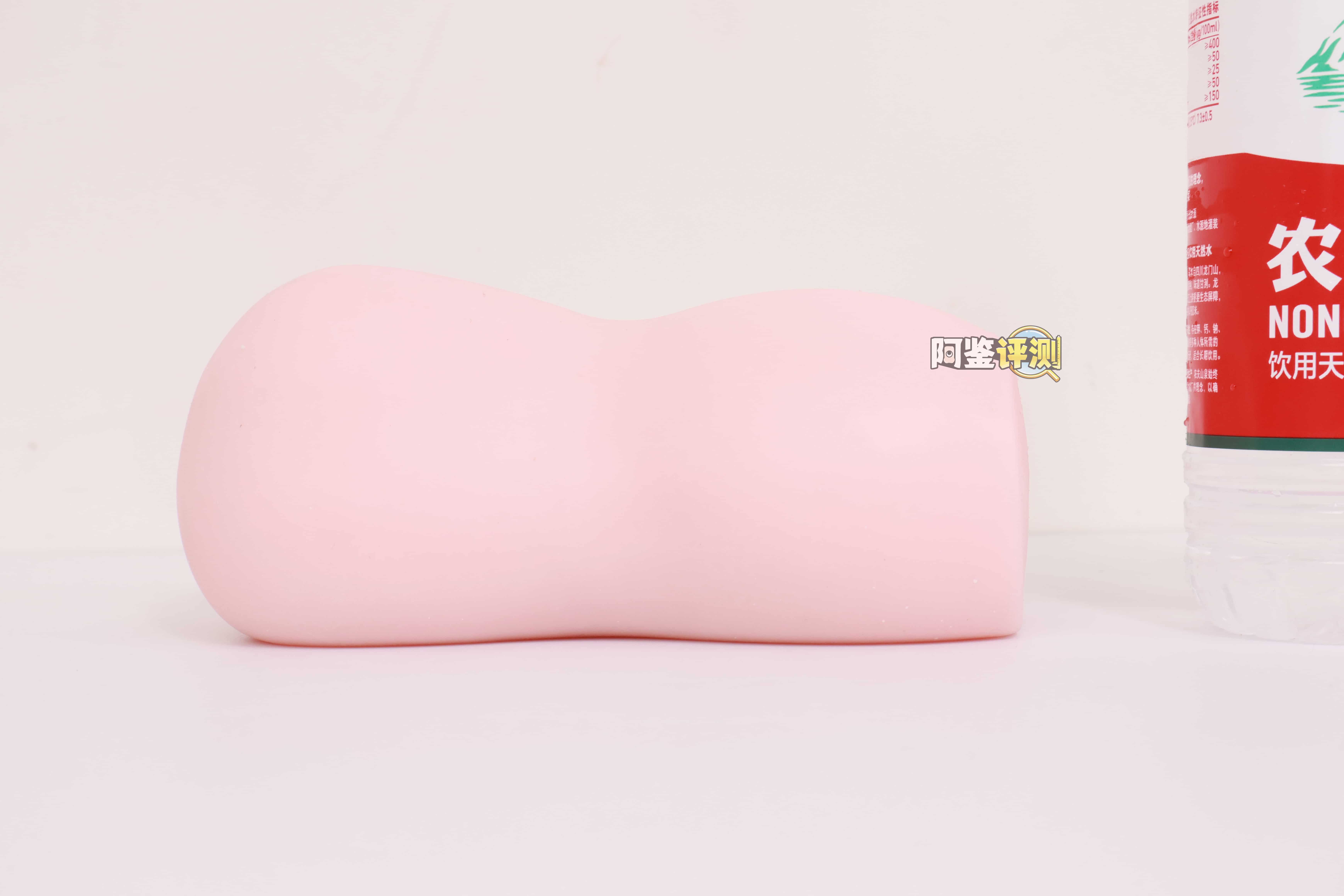 魔眼——"acme hacks（软）"评测！超猎奇的结构用起来居然是丝滑的仿真感，不过大开口的设计露出来的油太多了