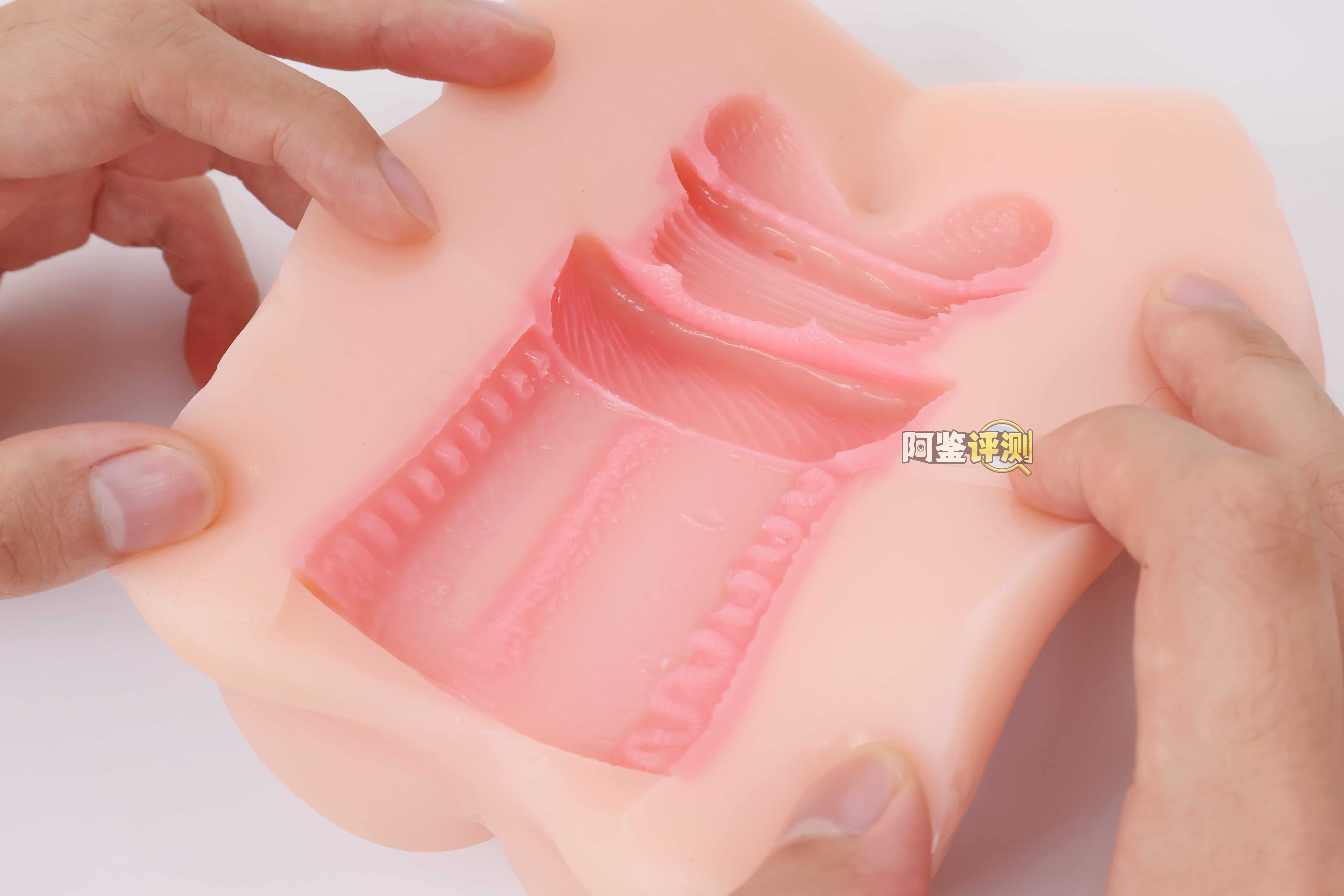 SUIKOMI——"卖杯子的小女孩"评测!这设计可以说是把子宫型杯子的缺点发挥到极致了.....