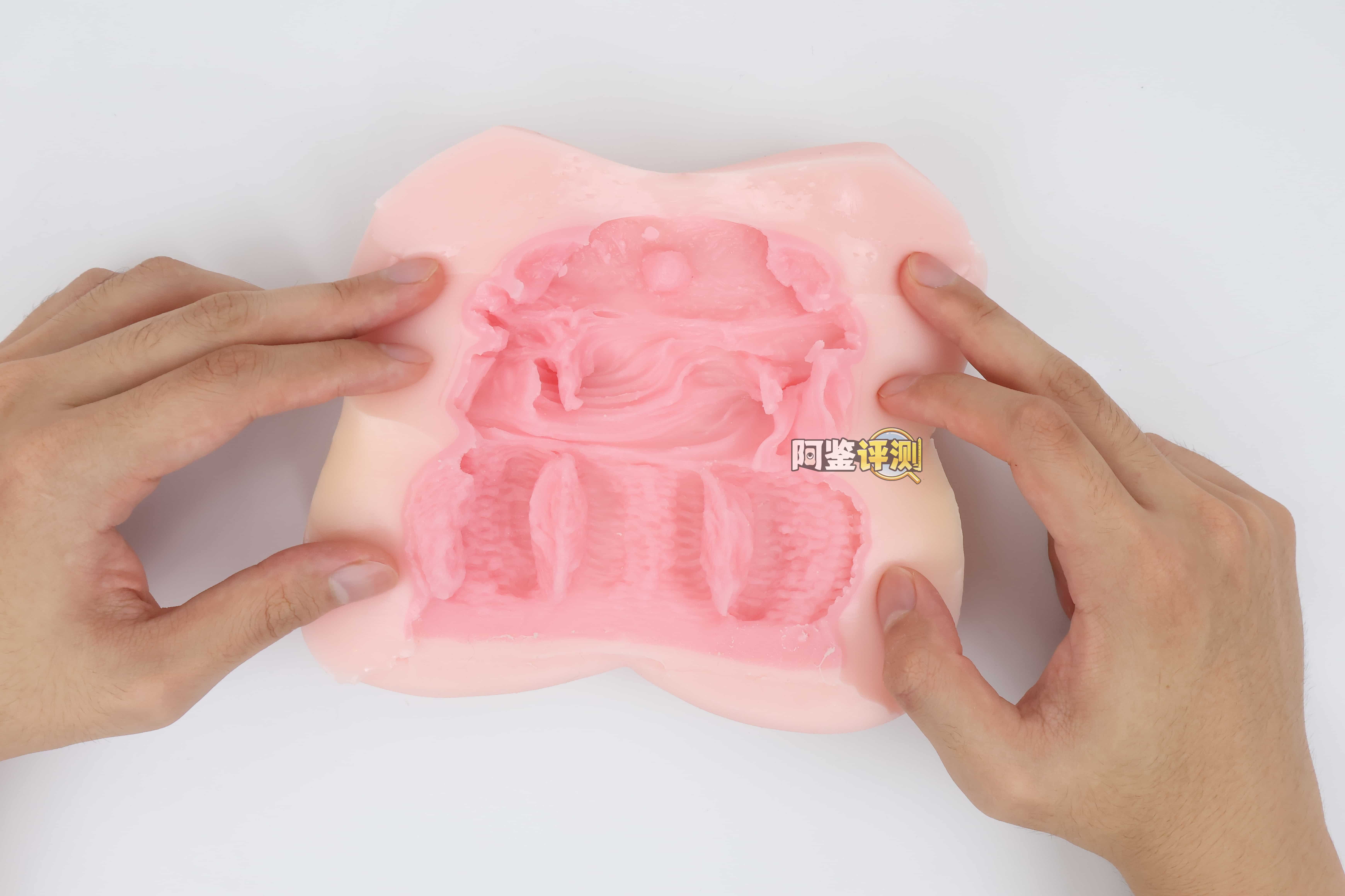 魔眼——"acme hacks(软)"评测!超猎奇的结构用起来居然是丝滑的仿真感,不过大开口的设计露出来的油太多了