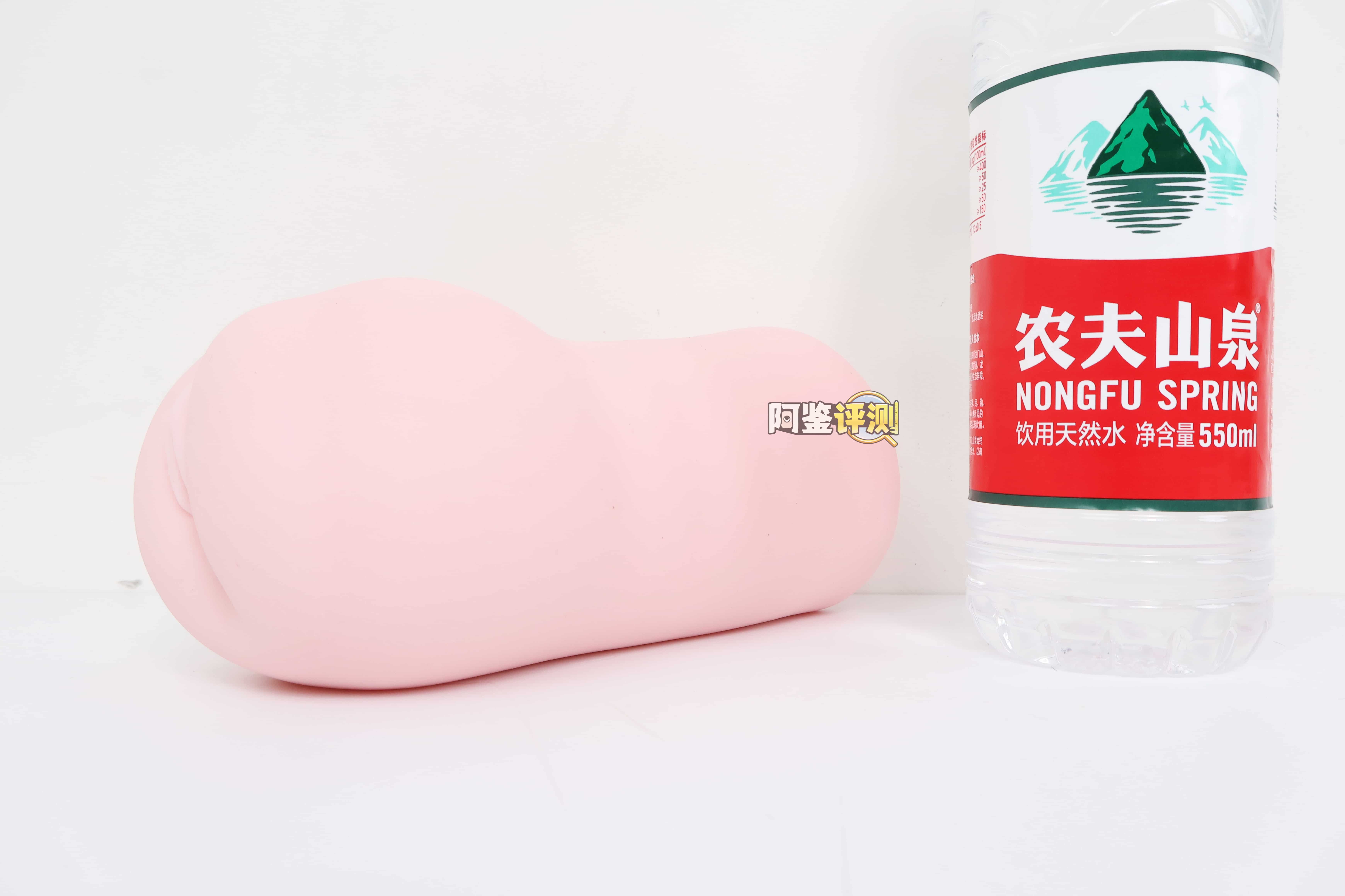 YUU——”乳推神乐”评测！乳交居然要靠通道结构来实现？这设计概念多少是有点搞笑成分在