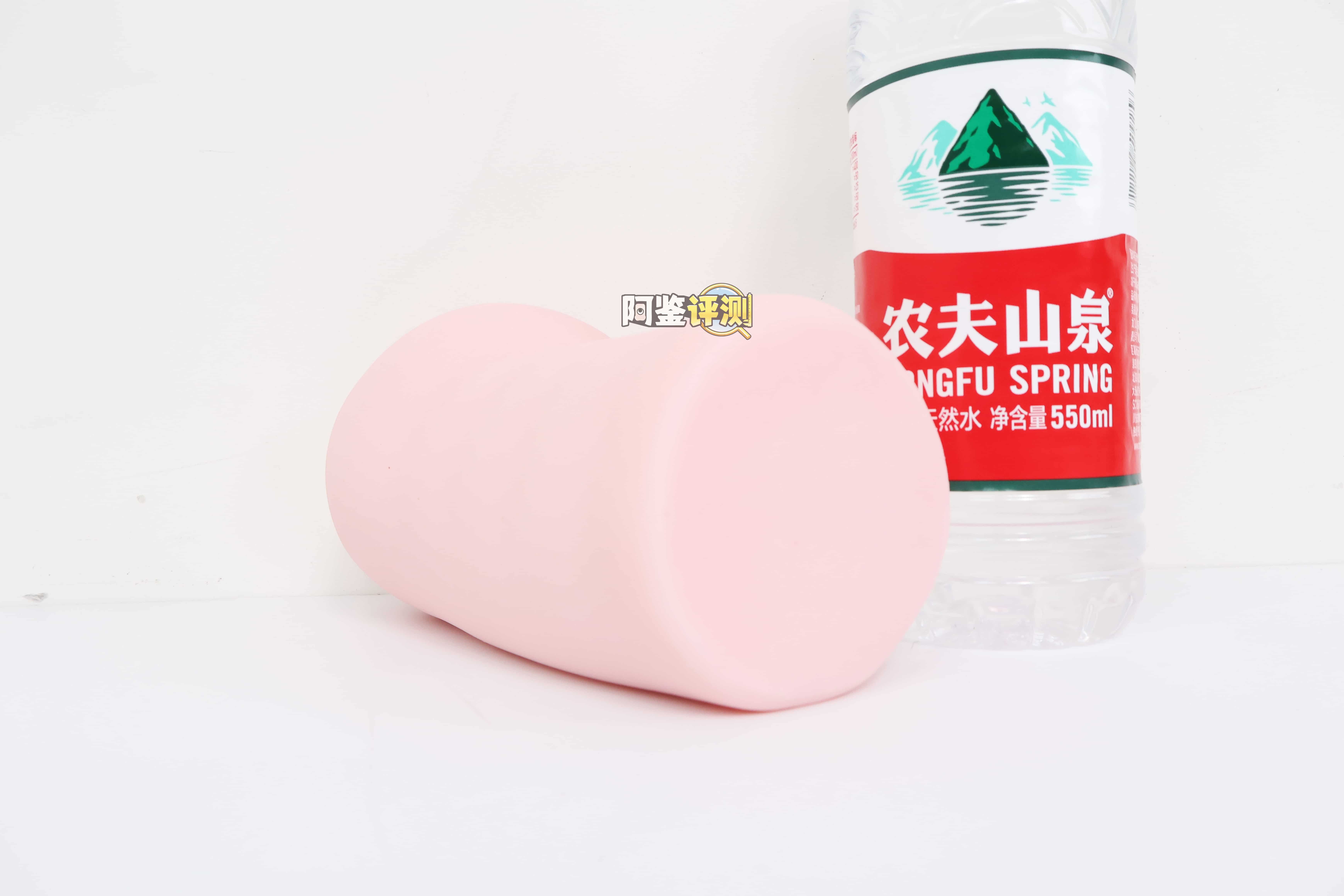 YUU——”乳推神乐”评测！乳交居然要靠通道结构来实现？这设计概念多少是有点搞笑成分在