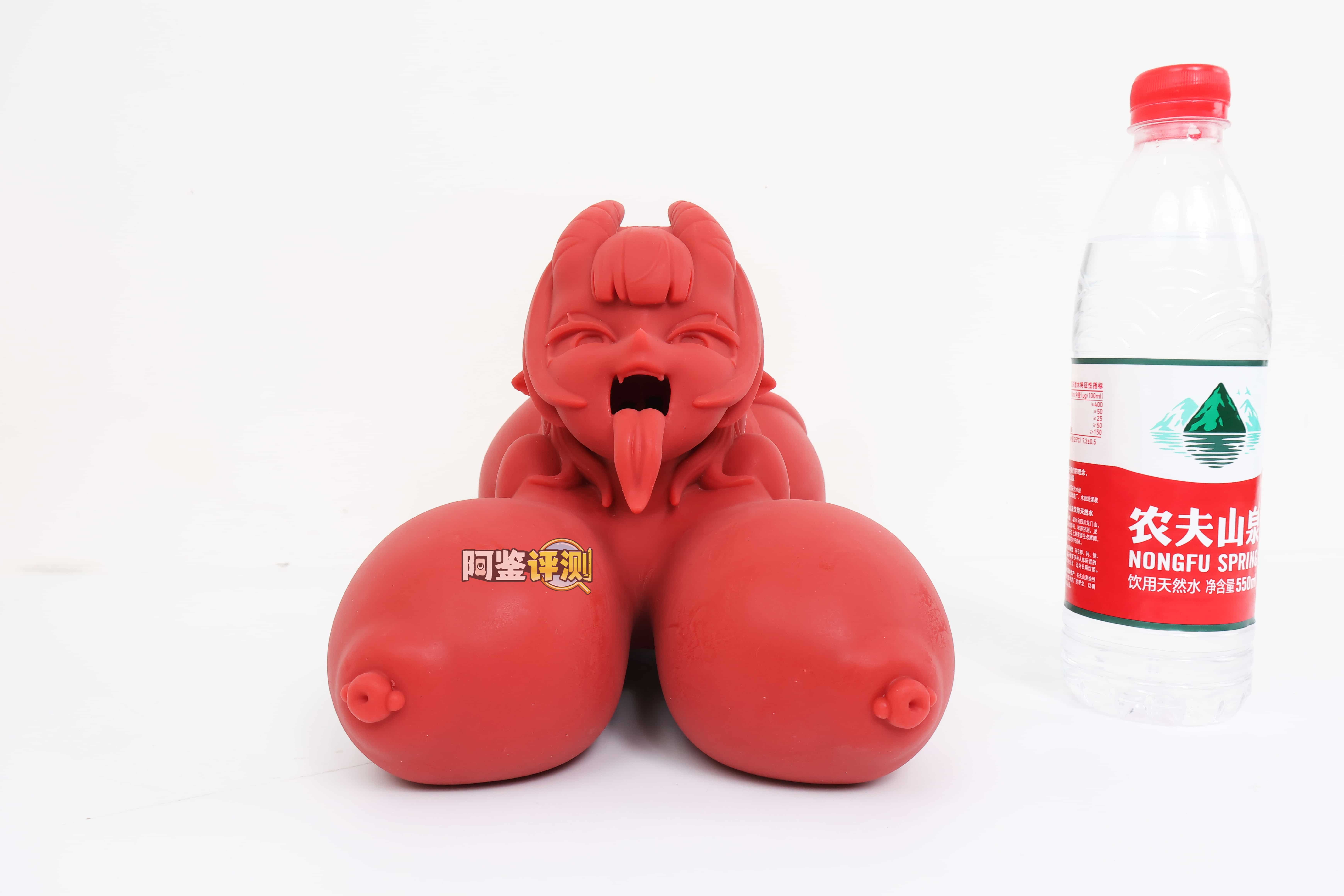 MRL——”魅魔meru”评测!硅胶材质制作的手办型联名杯子,看着有趣用起来却有点痛苦