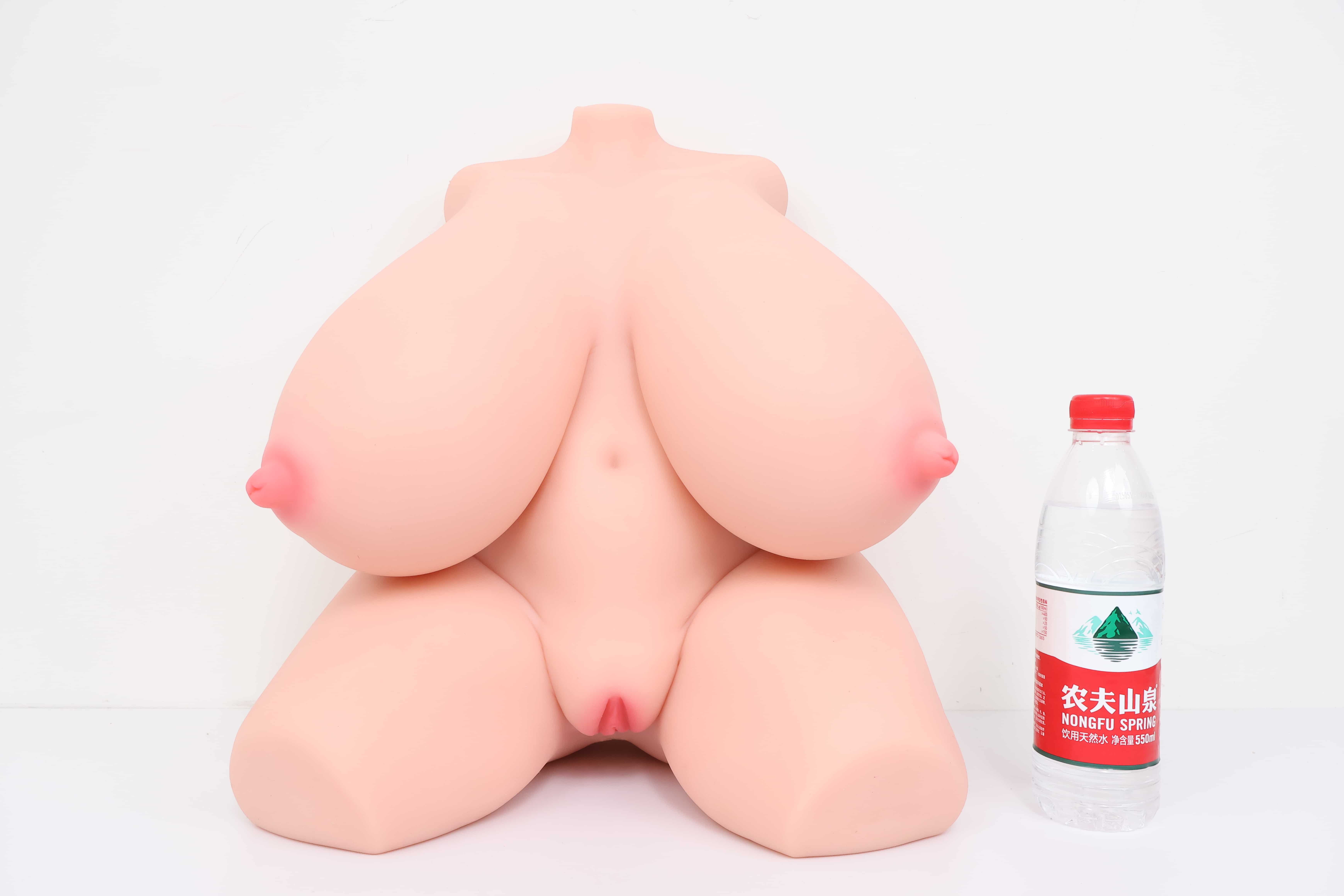 GOSE——"小鬼魔皇2代"评测!挑战极限的爆乳大倒模,极端身材的加码高配