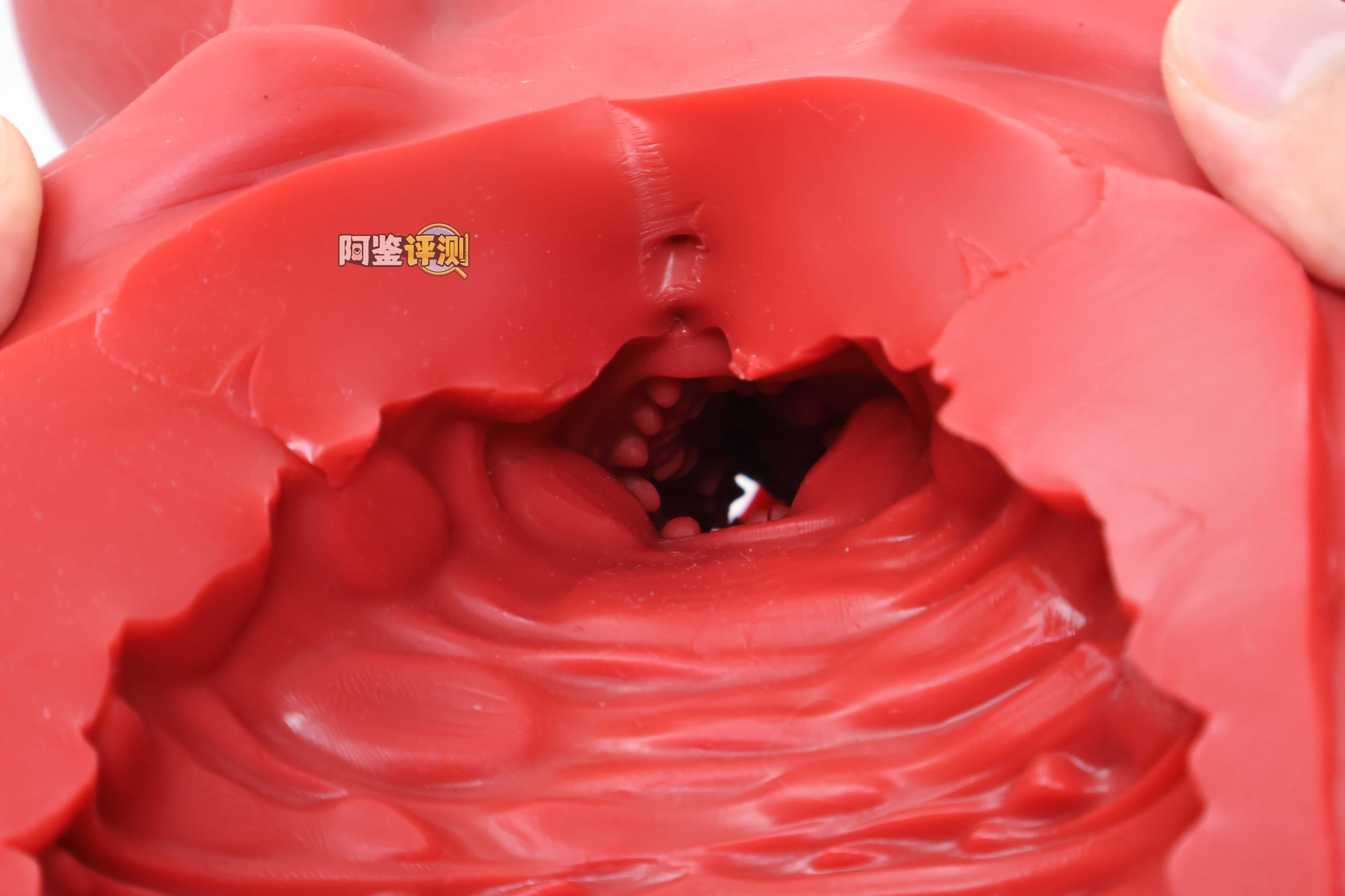 MRL——”魅魔meru”评测！硅胶材质制作的手办型联名杯子，看着有趣用起来却有点痛苦