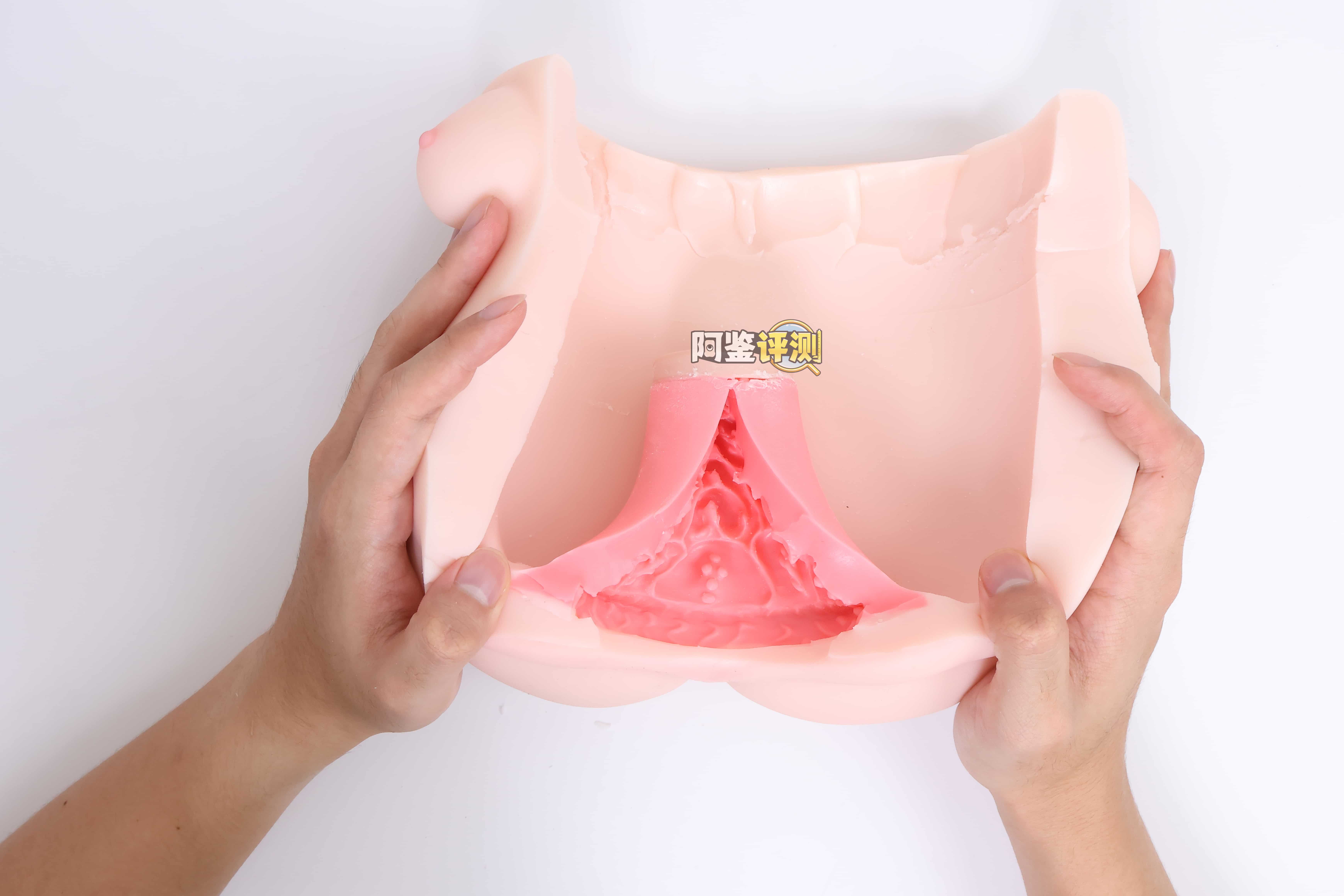 YUU——“内伸缩樱乃酱”评测!胖乎乎的传统派活塞型电动杯,能力综合但是缺乏亮点