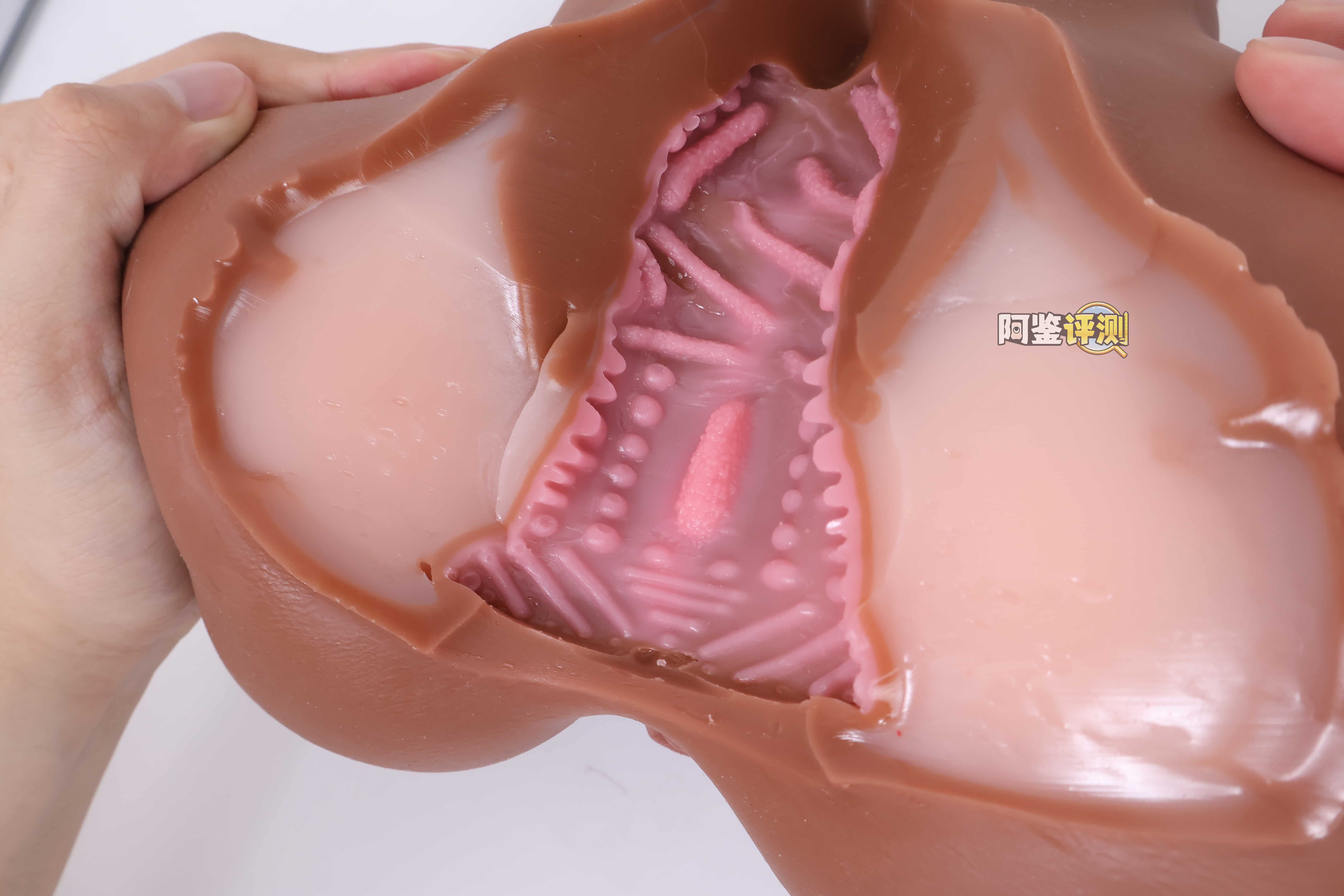 COC——"可可狼姬(软版)"评测!仅仅是臀部做了一点加软,就对整个玩具体验带来了不小的提升