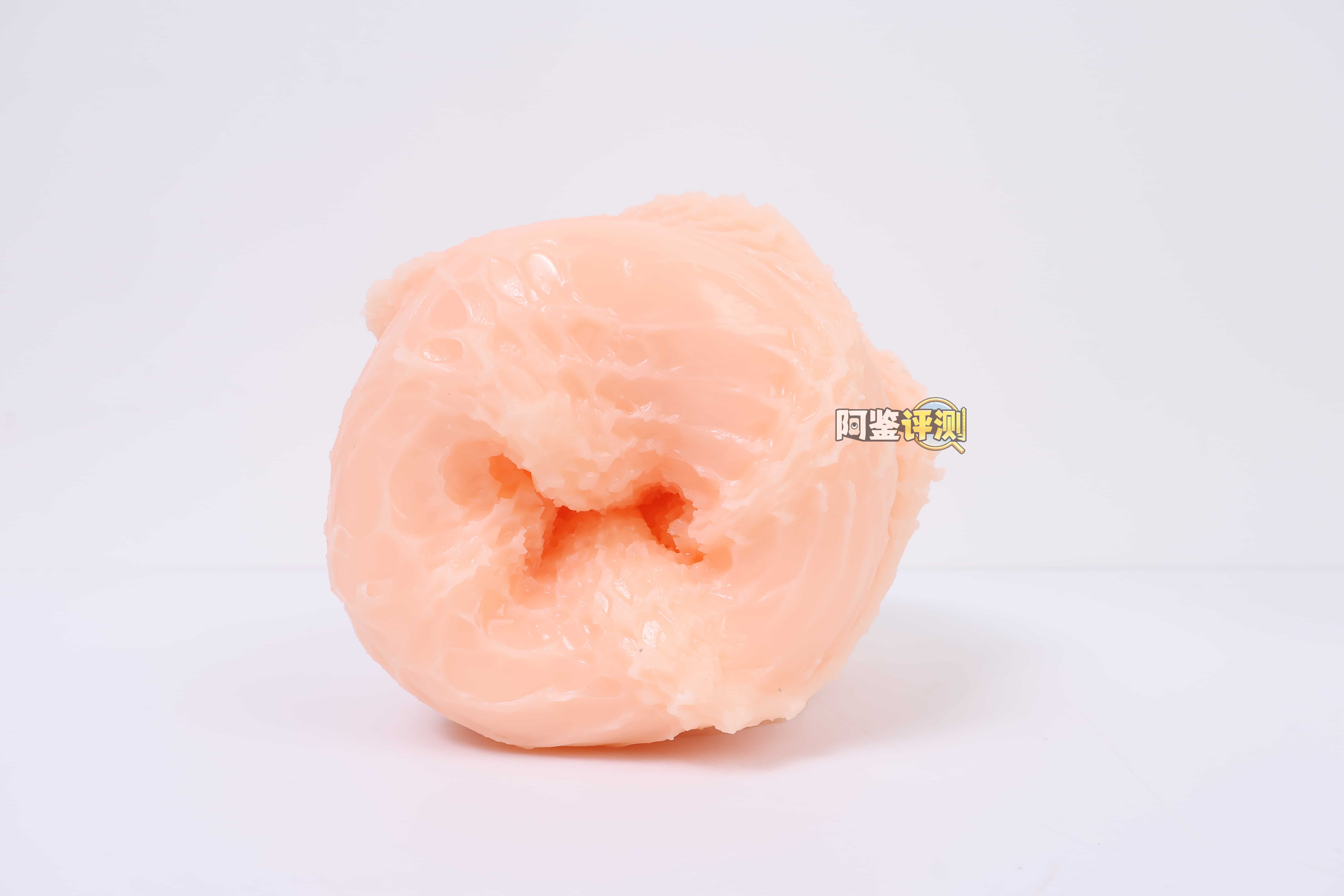 汤马托易士——”湿身淫穴”评测！大结构做进小杯子里，用起来感觉牛子偏来偏去的...