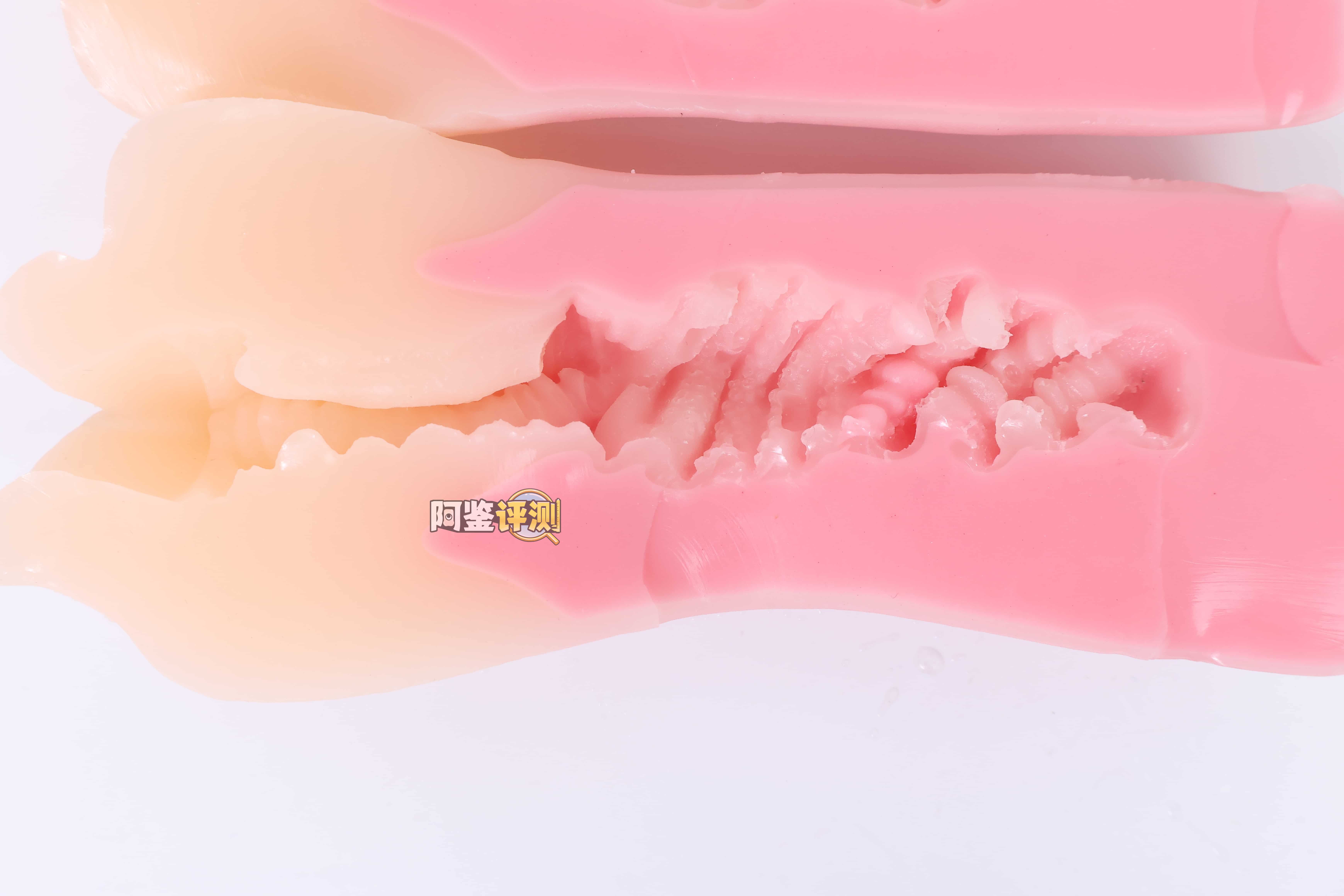 A-one——”回转双唇”评测！孩子们，这根本就不是口交杯....