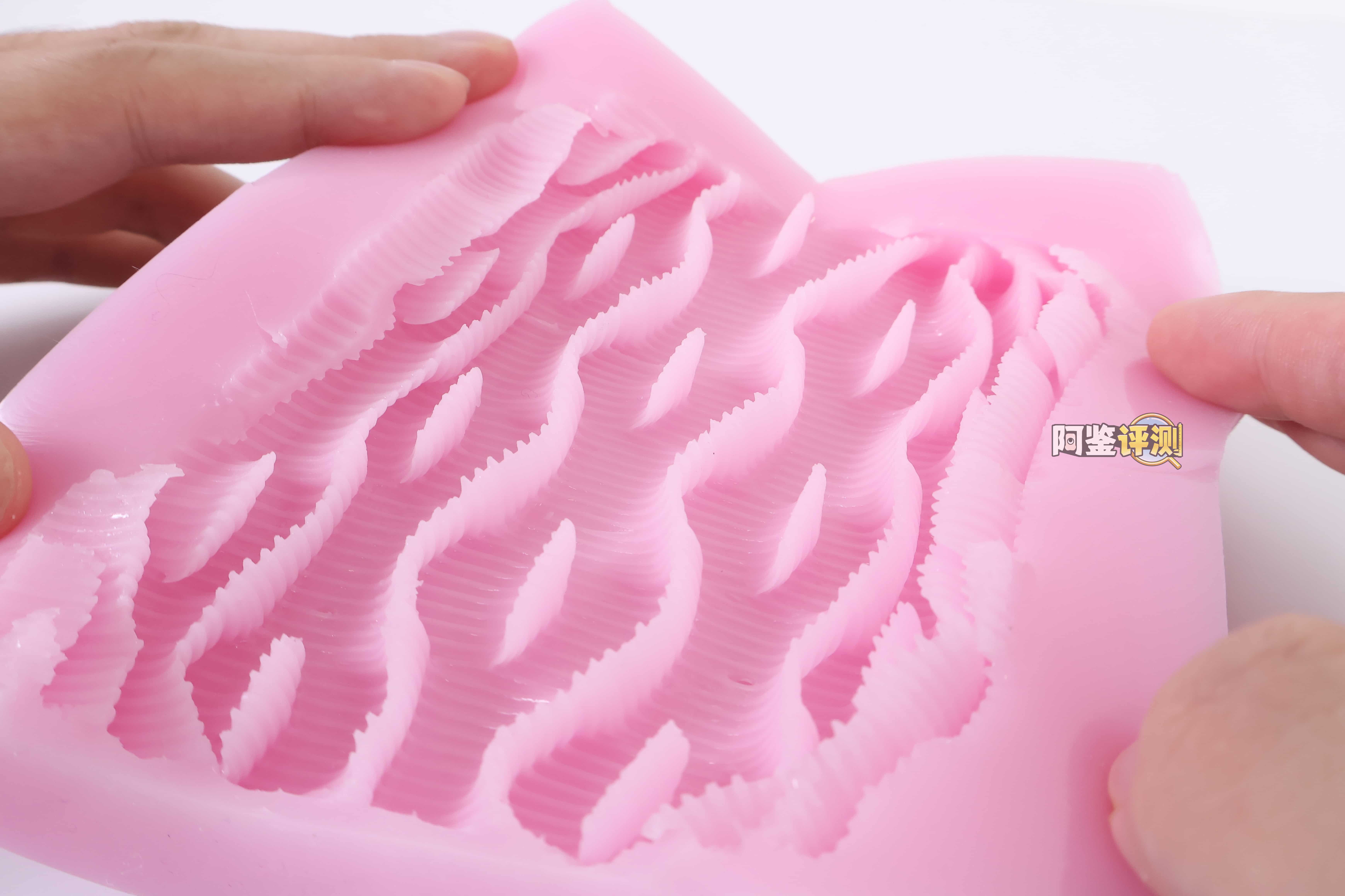 火炮——”触手艳舞”评测！仅此一家的独特“薄片感”，毫无死角的独特刷子体验！