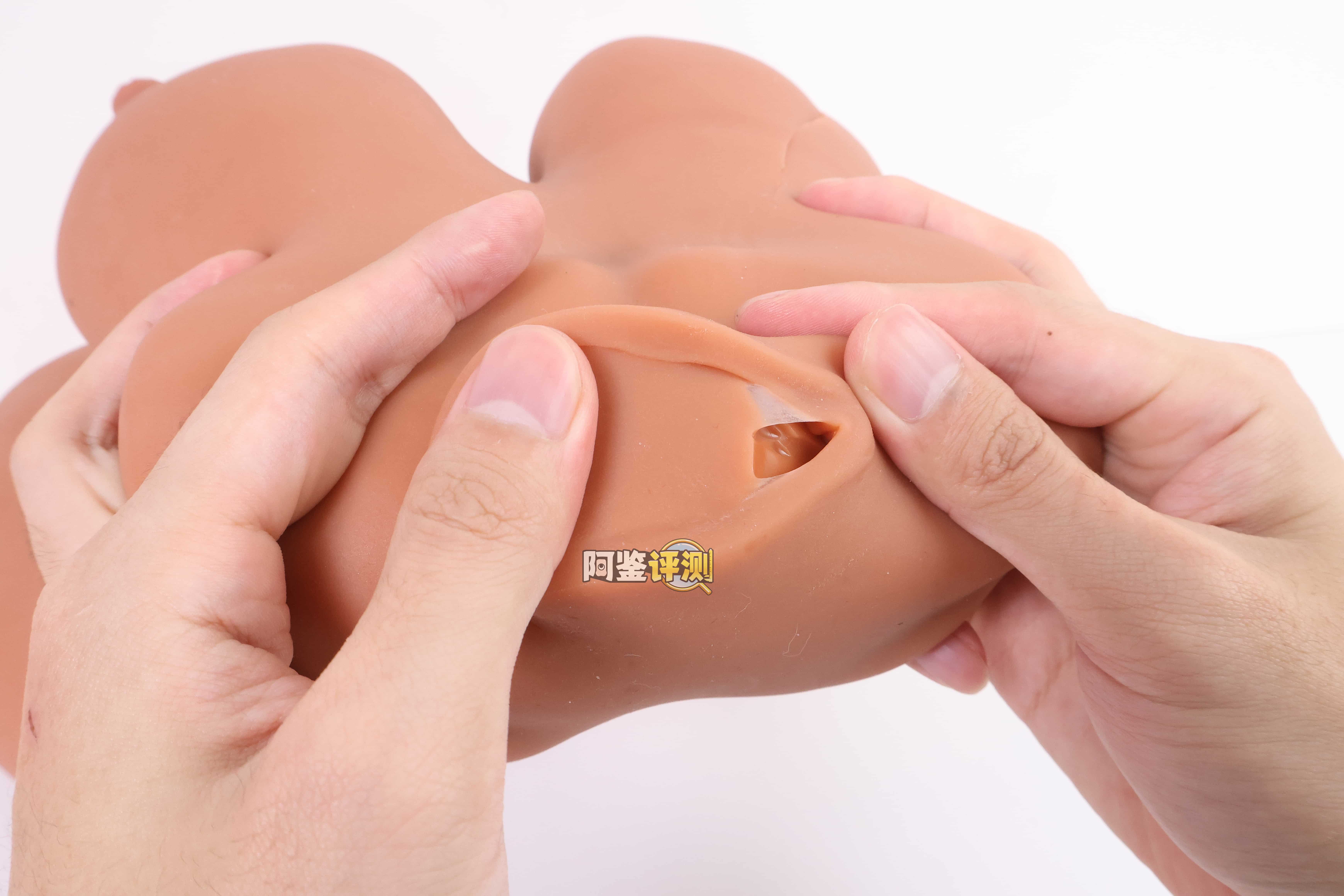 COC——“赤鸢”评测！ 创新工艺的全身软黑皮小身体倒模，设计概念不错但工艺上还有很多问题