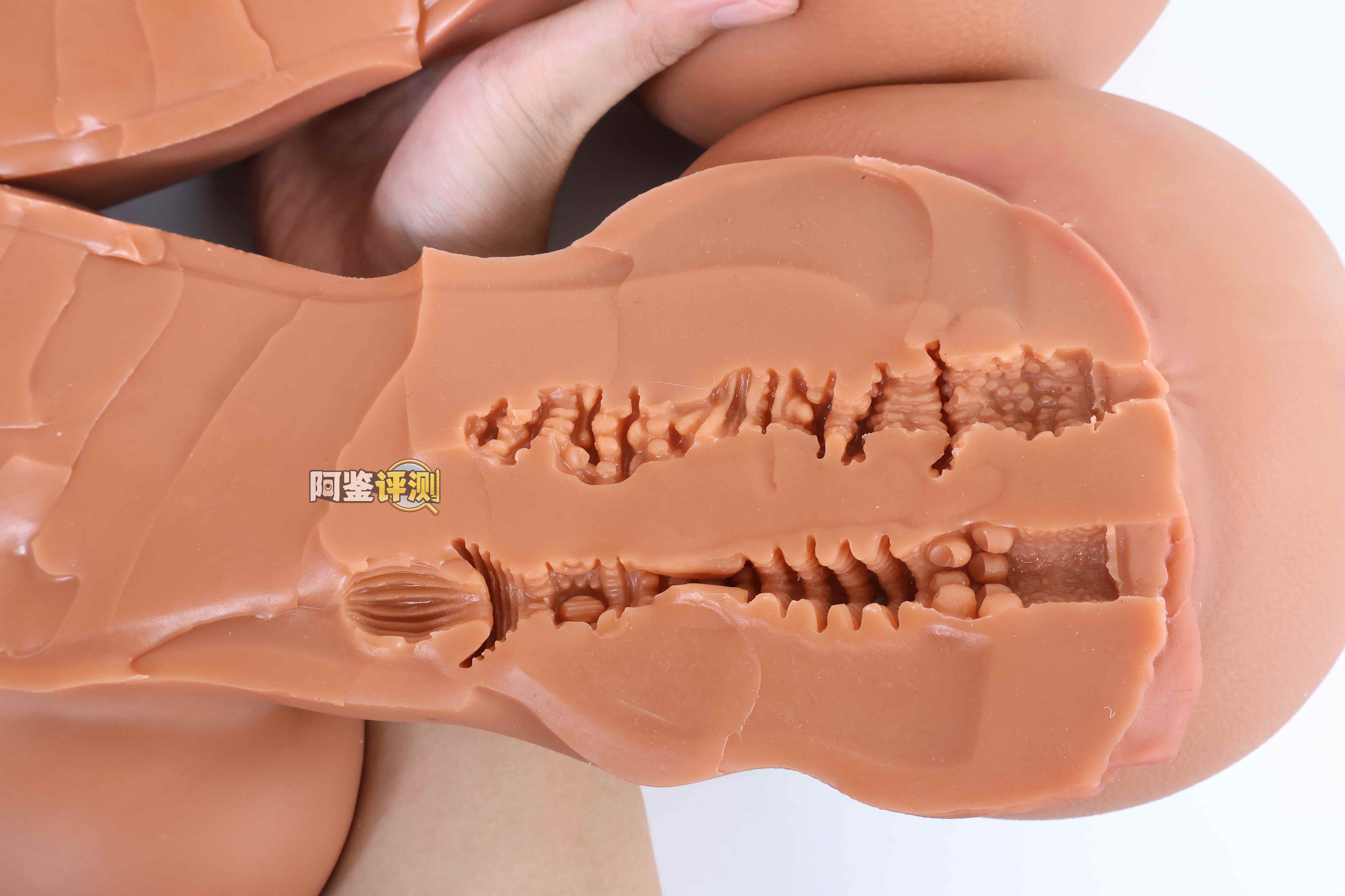 COC——“赤鸢”评测！ 创新工艺的全身软黑皮小身体倒模，设计概念不错但工艺上还有很多问题